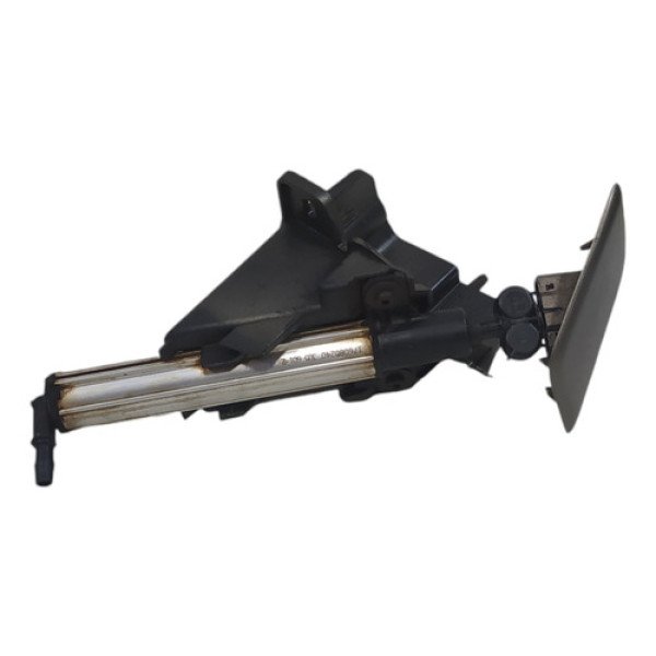 Esguicho Farol Esquerdo Citroen Picasso 2008 2009 A 2013