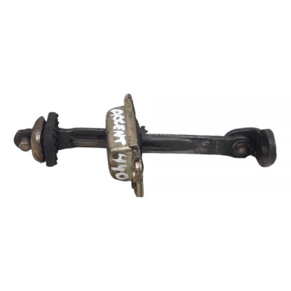 Limitador Porta Dianteira Esquerda Hyundai Accent 1995 A 99