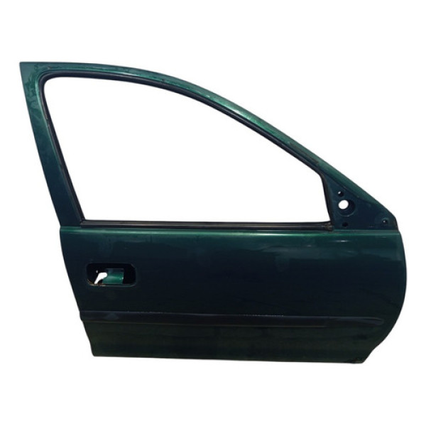 Porta Dianteira Direita Chevrolet Corsa Wegon 1997 A 2002