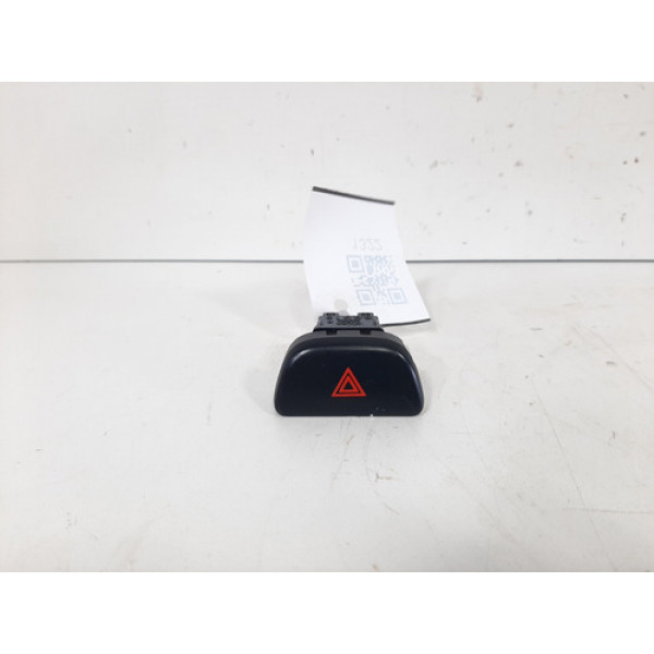 Botão Interruptor Pisca Alerta Nissan Versa March 11 A 2018