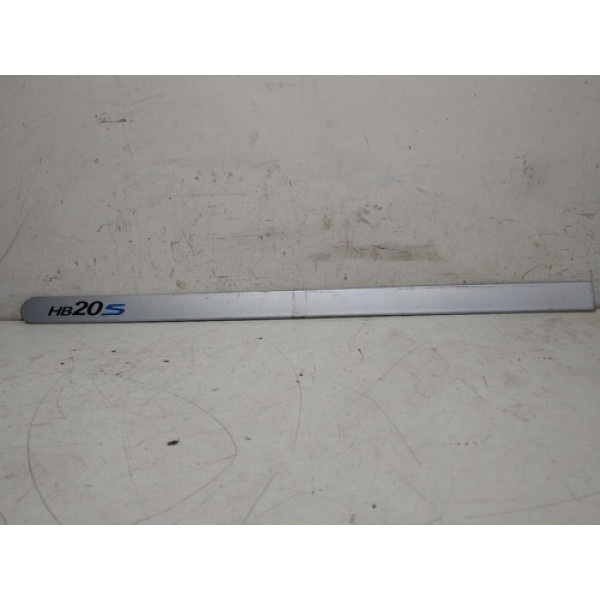 Friso Externo Porta Dianteira Esquerda Hb20 2013 2014 A 2015