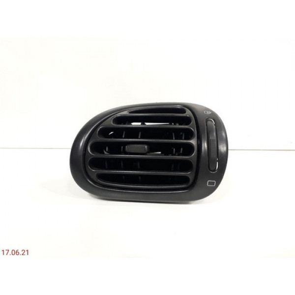 Grade Difusor Ar Direito Painel Peugeot 206 2004 2005 A 2008