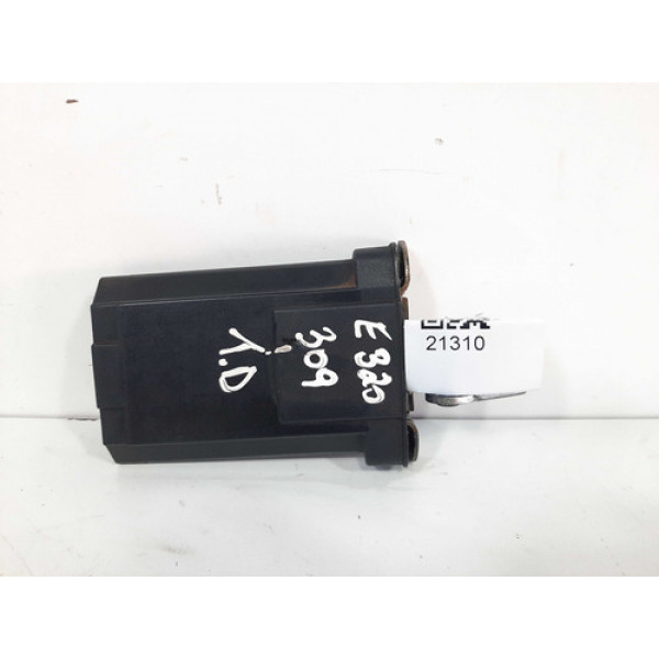 Limitador Porta Dianteiro Dir Mercedes E320 W210 1998 A 2002