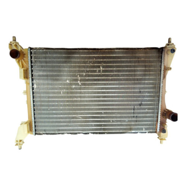 Radiador Fiat Punto Elx 1.4 1.8 2008 2009 2010 A 2011      