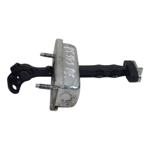Limitador Porta Dianteira Esquerda  Pt Cruiser 2001 A 2010