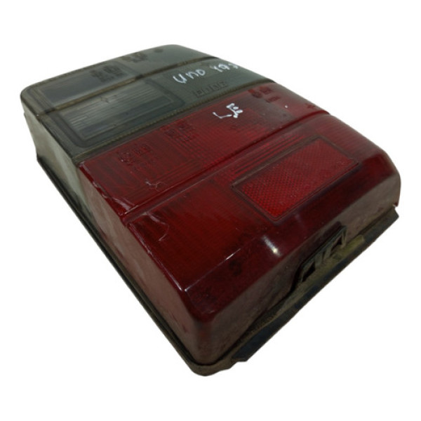 Lanterna Direita Com Avaria Fiat Uno 1995 1996 1997 A 2010