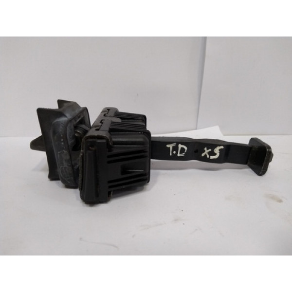 Limitador Porta Traseira Direita Bmw X5 2001 2002 03 A 2006