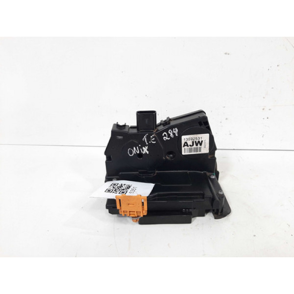 Fechadura Porta Traseira Esquerda Gm Onix 2013 2014 A 2019
