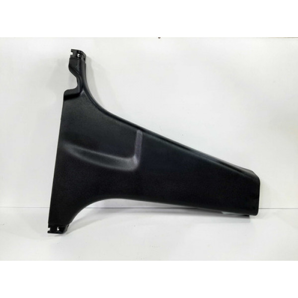 Moldura Coluna Inferior Direito Nissan Versa 11 A 2017