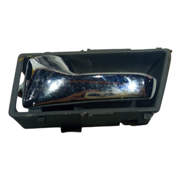 Maçaneta Puxador Volkswagen Santana 1999 2000 2001 A 2006