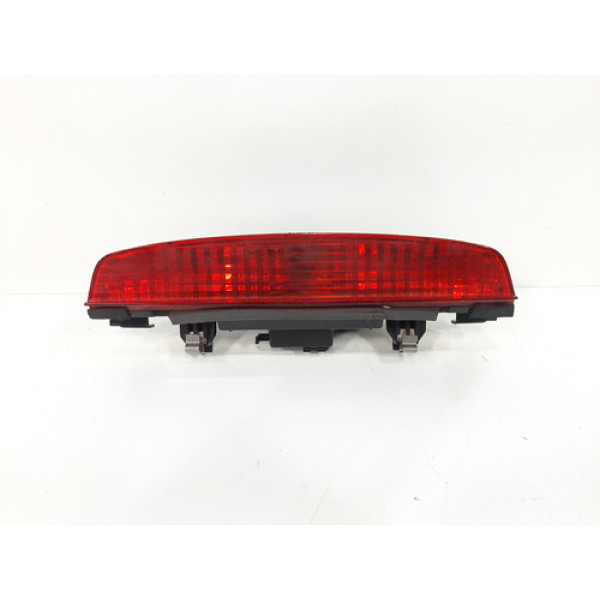 Luz Brake Light Tampa Traseira Nissan Livina 2009 A 2014
