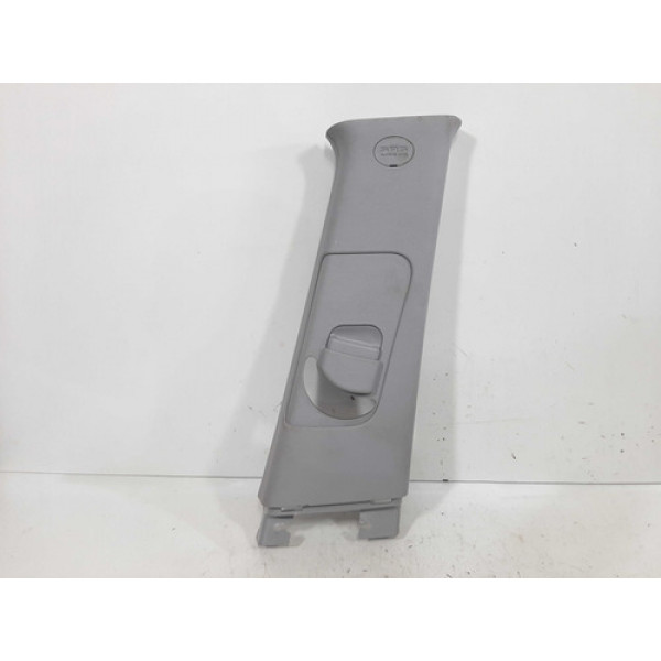 Acabamento Coluna Dianteiro Direito Hyundai I30 2009 A 2012