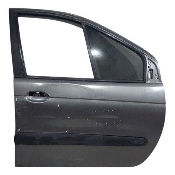 Porta Dianteira Direita C/detalhe Renault Scenic 2000 A 2010