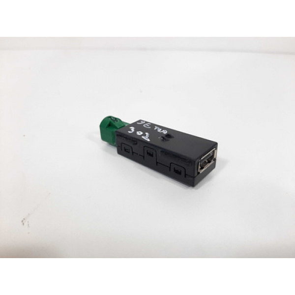Entrada Usb Volkswagen Jetta 1.4 Tsi 2011 2012 2013 A 2018