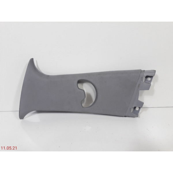 Acabamento Coluna Lado Esquerdo Bmw 118i 2007 A 2012