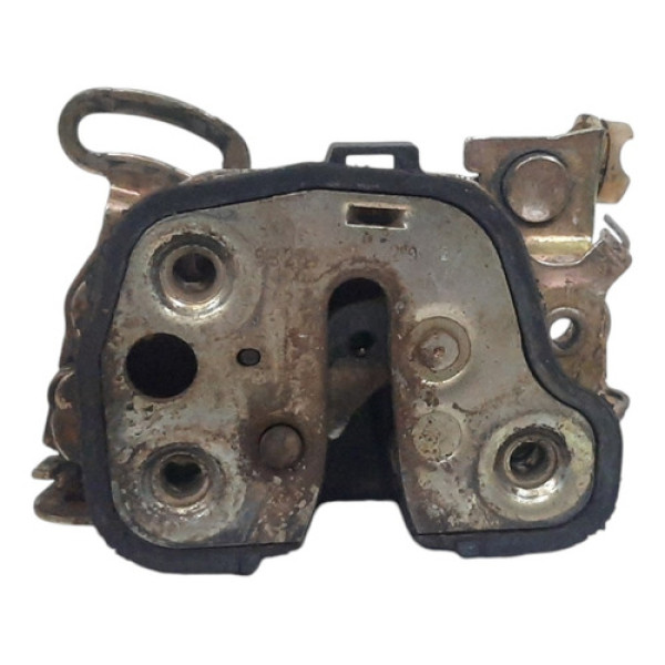 Fechadura Porta Dianteiro Esquerdo Gm Celta 2001 2002 A 2006