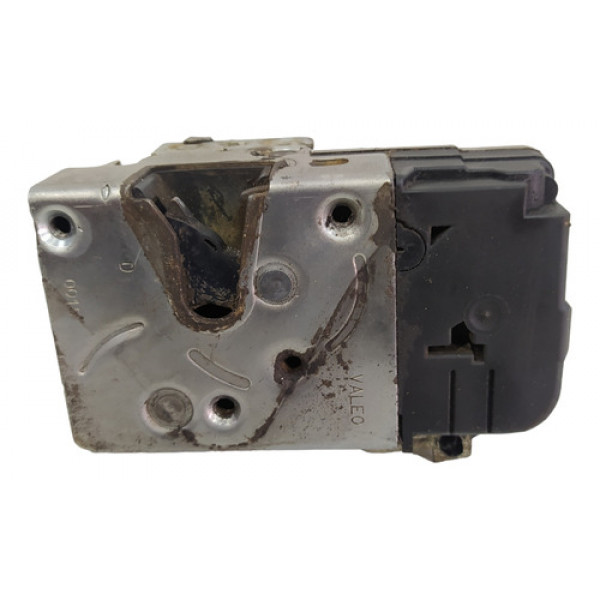 Fechadura Porta Dianteira Direita Peugeot 206 2002 A 2010