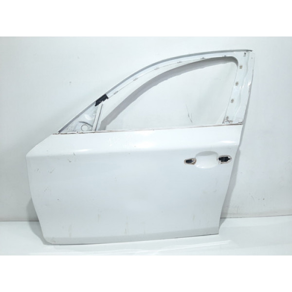 Porta Dianteira Esquerda Bmw 118i 120i 2006 A 2011 Detalhe
