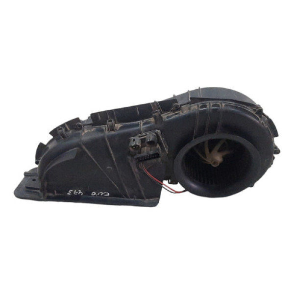 Caixa Ventilação Ar Forçado Renault Clio 1.0 8v 2004 A 2012