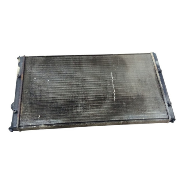 Radiador Volkswagen Polo 1.8 1995 1996 A 1999 Detalhe