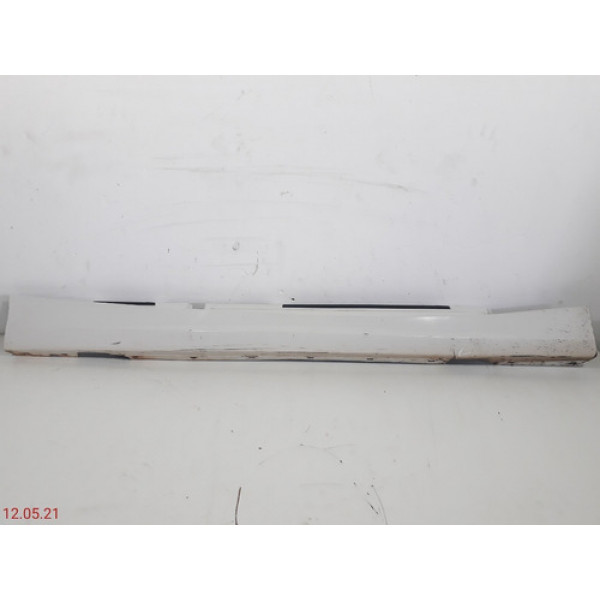 Spoiler Caixa Ar Lado Direito Bmw 118i 2007 A 2012 C/ Avaria