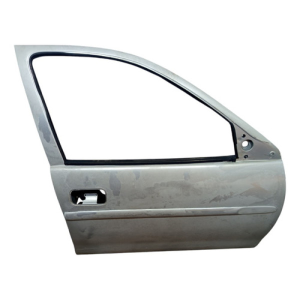 Porta Dianteira Direita Corsa Classic 1995 1996 1997 A 2002
