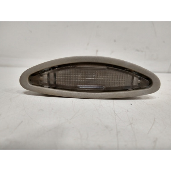Luz Cortesia Direito Teto Volvo S40 V40 97 98 99 A 2001
