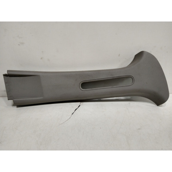 Acabamento Coluna Cinto Lado Direito Renault Sandero 07 A 13