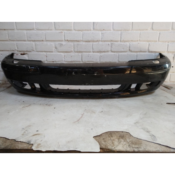 Parachoque Dianteiro Volvo V40 1997 1998 1999 2000 À 2003