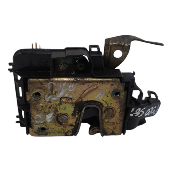 Fechadura Dianteira Esquerda Volkswagen Van Polo 1999 A 02