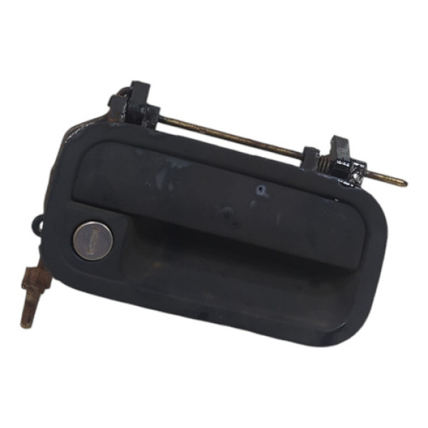 Maçaneta Externa Dianteira Direita Gm Corsa Classic 94 A 10