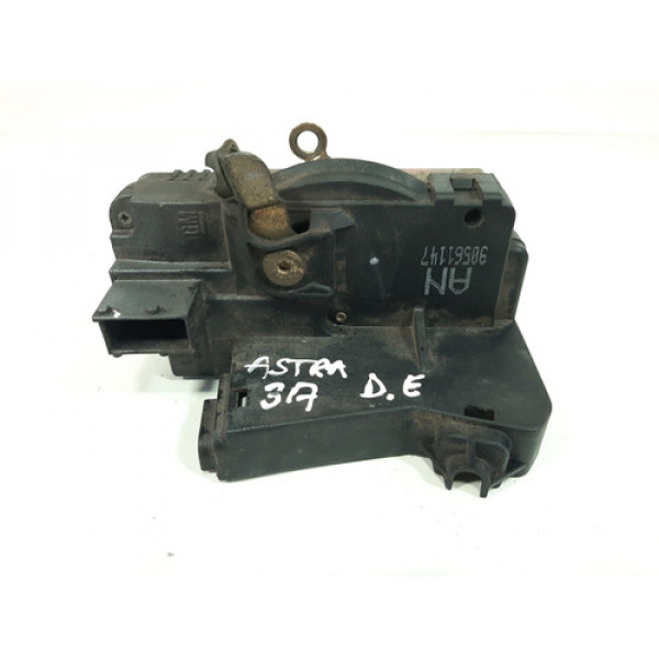 Fechadura Dianteira Esquerda Gm Astra 1999 2000 2001 A 2012