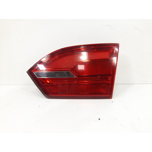 Lanterna Traseira Direita Tampa Vw Jetta 2011 2012 A 2017 
