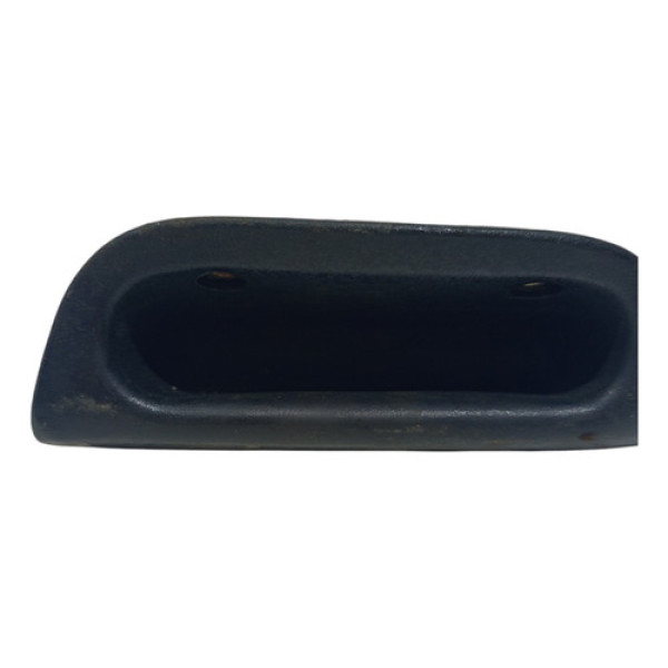 Moldura Puxador Porta Traseira Esquerda Gm Corsa 2000 A 2005