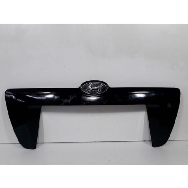 Moldura Emblema Tampa Traseira Tucson 2005 À 2013 Com Avaria
