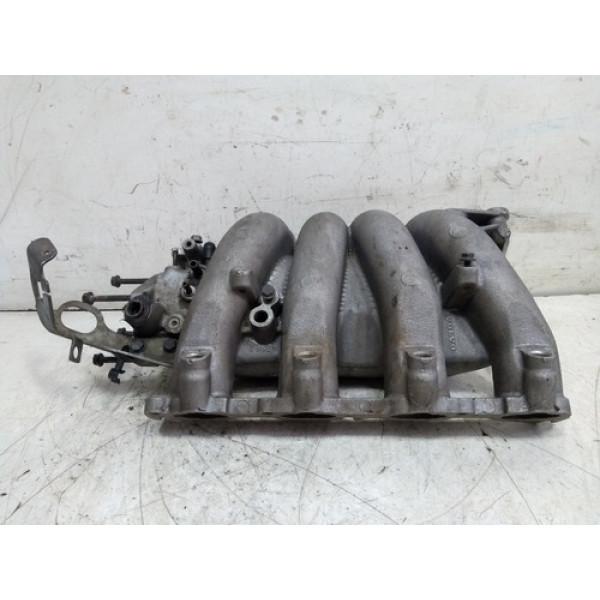 Coletor Escape Volvo V40 2.0 2000 2001 2002 A 2004