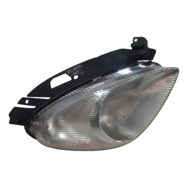 Farol Dianteiro Direito C/detalhe Xsara Picasso 2001 A 2006
