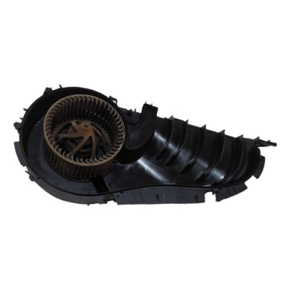 Caixa Ventilação Ar Forçado Renault Clio 1.0 8v 2004 A 2012