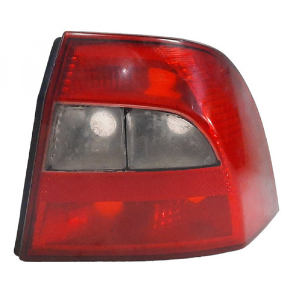 Lanterna Sinaleira Direita Gm Chevrolet Vectra 2000 A 2004