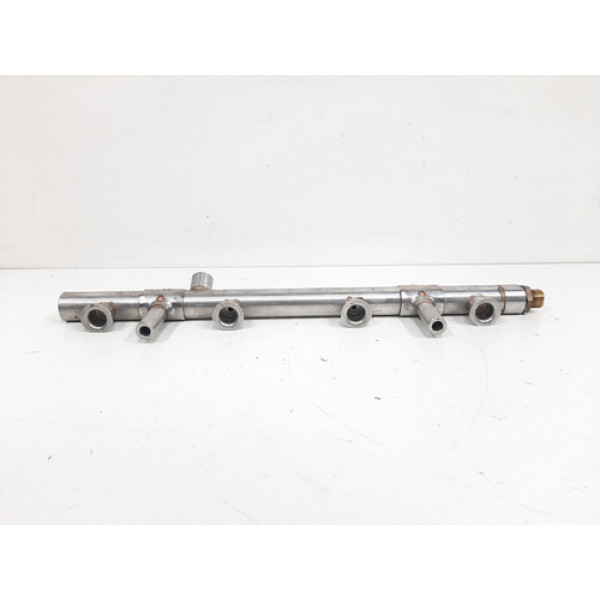 Flauta Combustível Audi A4 A5 1.8 2.0 Tfsi Golf 06k133317g