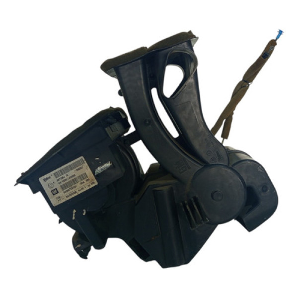 Caixa Ventilação Interna Ar Quente Gm Celta 2001 A 2010
