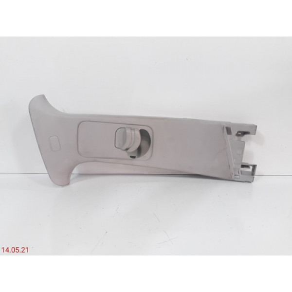 Acabamento Coluna Direito Peugeot 307 2007 2008 A 2013