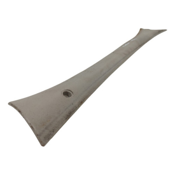 Moldura Coluna Esquerda Parabrisa Gm Corsa 1994 1995 A 2012